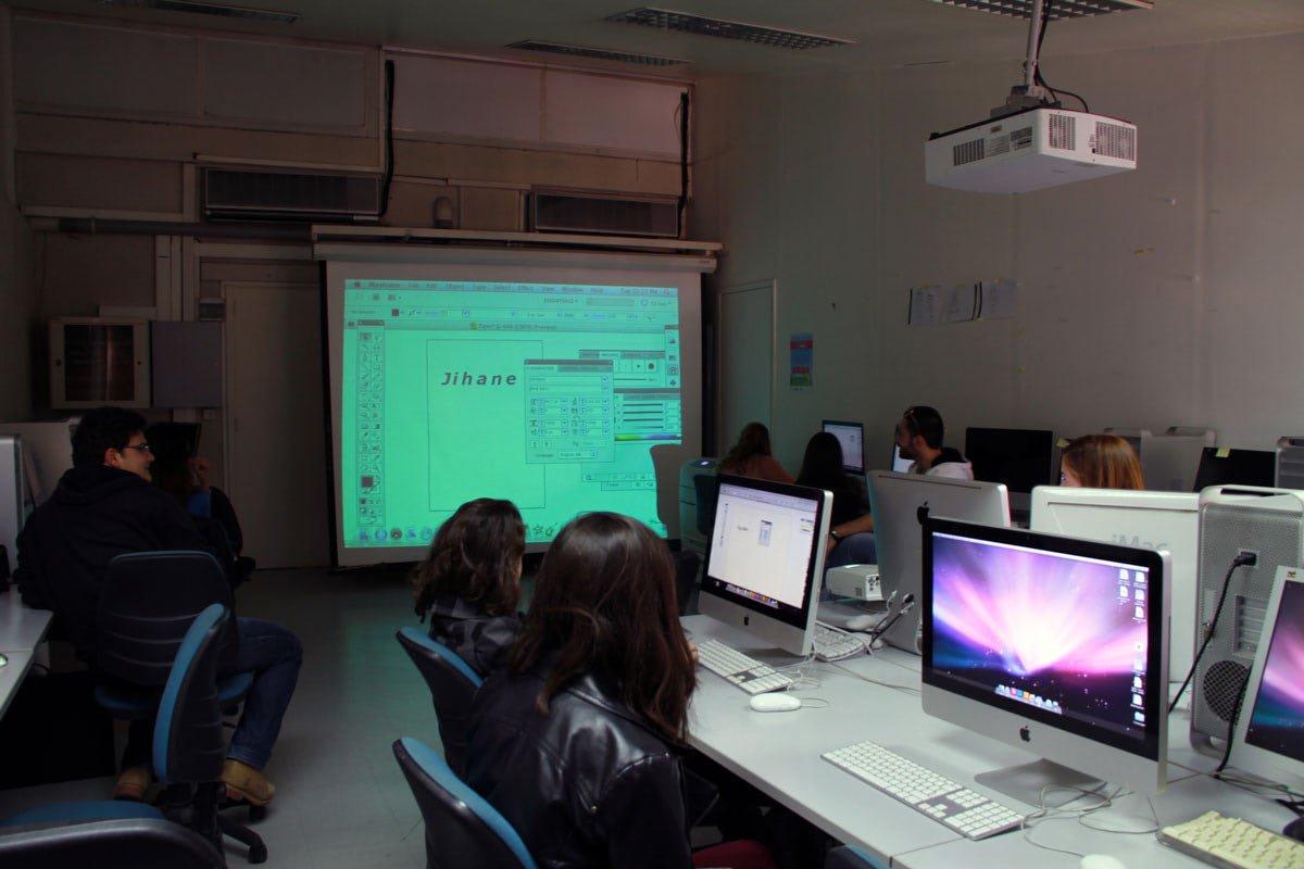 facilities-graphic-design-computer-lab.jpg